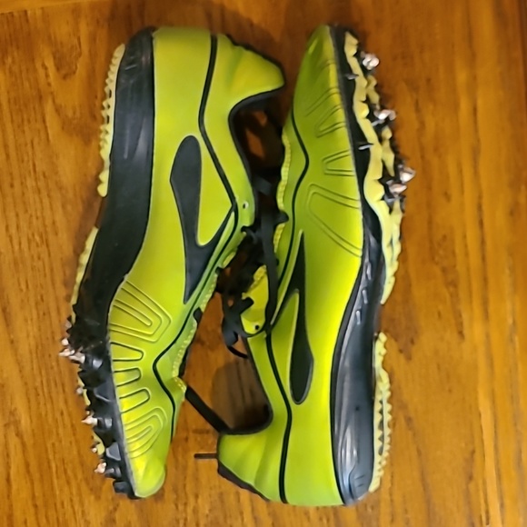 Brooks Sprinter spikes size 7 women's metallic green - Picture 7 of 7